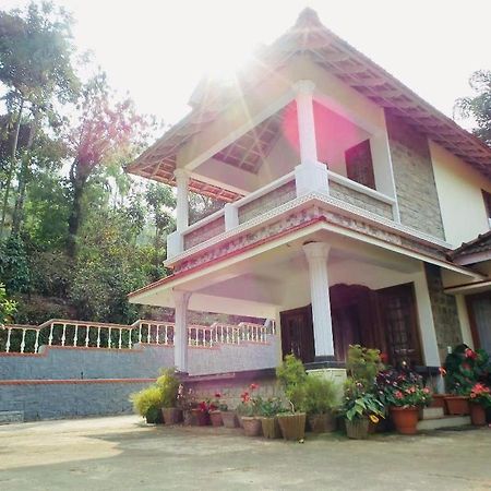 Coorg Divine Spark Home Stay Suntikoppa 외부 사진