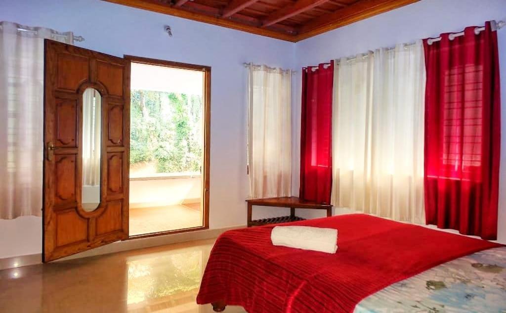 Coorg Divine Spark Home Stay Suntikoppa 외부 사진